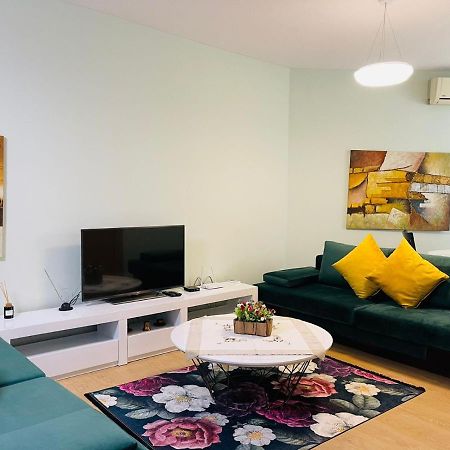 New Apartment In Center Of Tirana Exterior photo