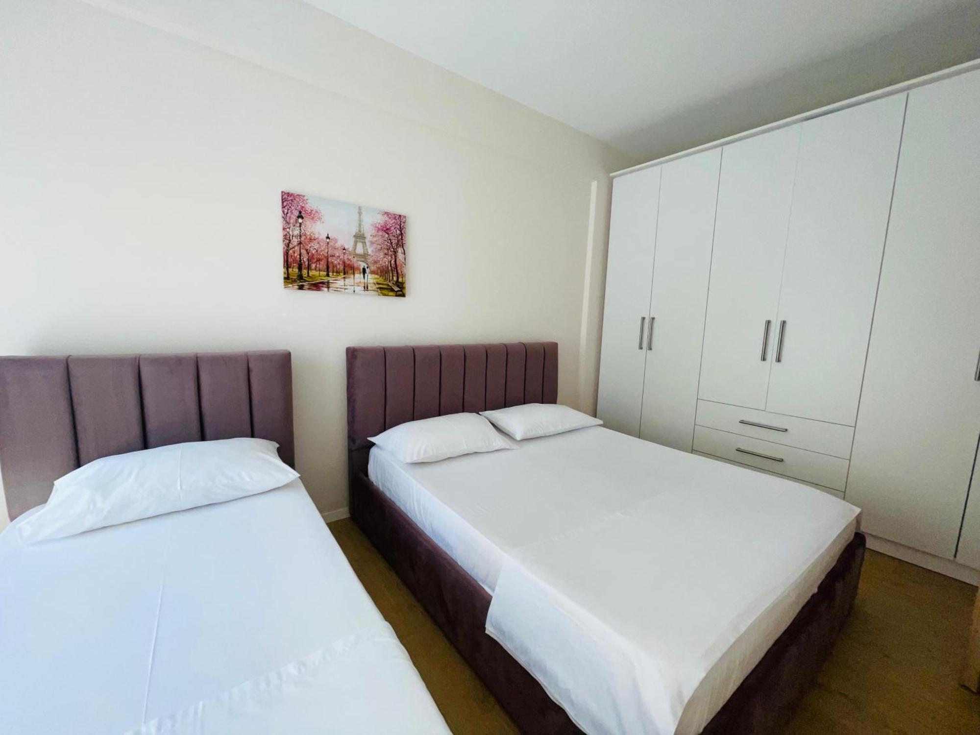 New Apartment In Center Of Tirana Exterior photo